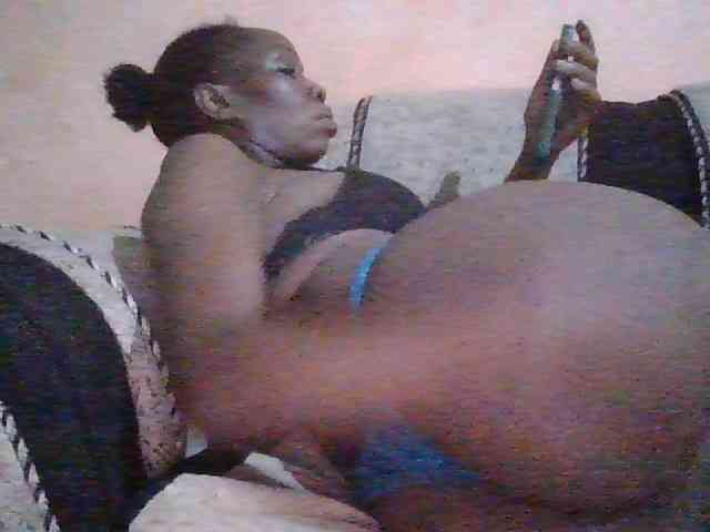 nyamburacarla254 Live Webcam on BongaCams