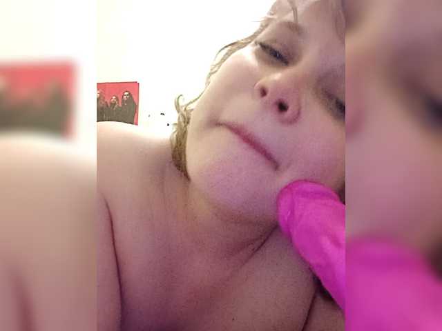 Nika5881 Live Cam on BongaCams