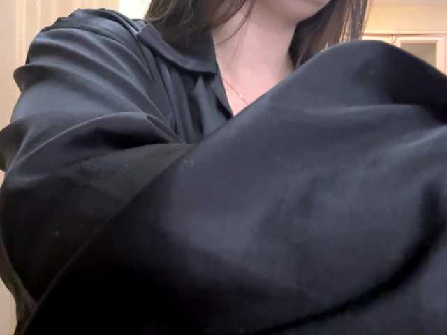 dve-bolshie-doyki's BongaCams show and profile