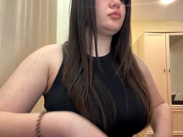 dve-bolshie-doyki's BongaCams show and profile