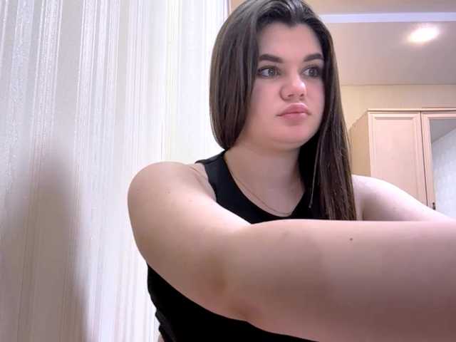 dve-bolshie-doyki's BongaCams show and profile