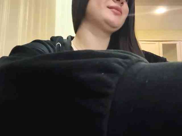 dve-bolshie-doyk... Live Webcam on BongaCams