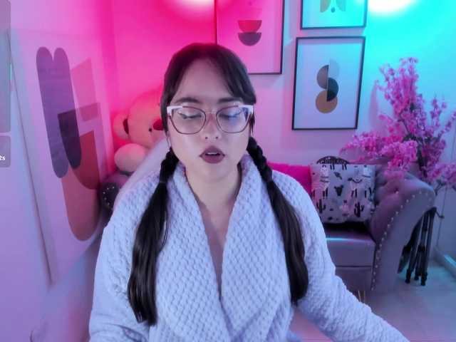 Shady-bug's BongaCams show and profile