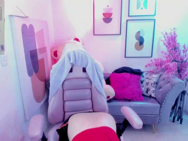 Shady-bug's BongaCams show and profile