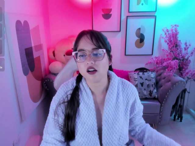 Shady-bug's BongaCams show and profile