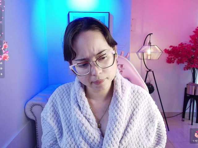 Shady-bug's BongaCams show and profile