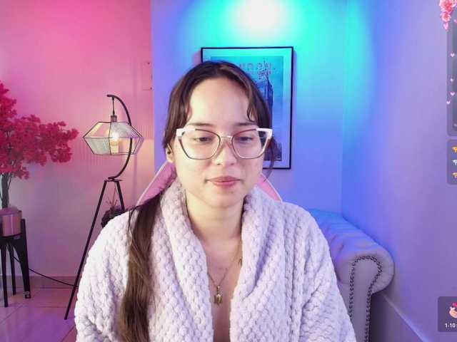 Shady-bug's BongaCams show and profile