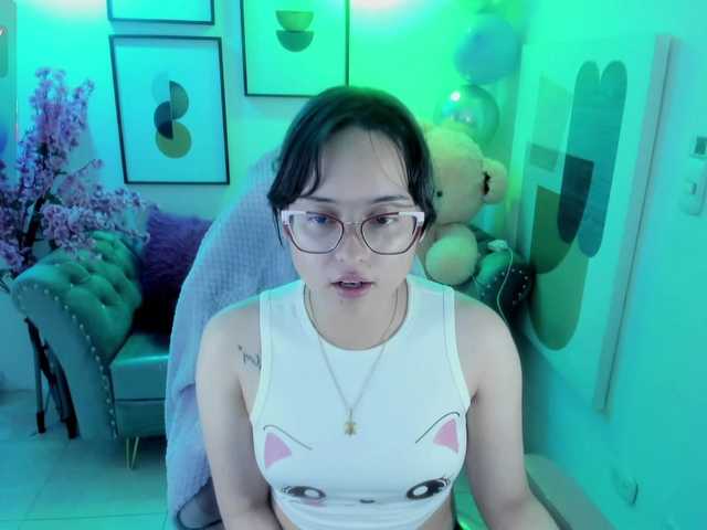 Shady-bug's BongaCams show and profile