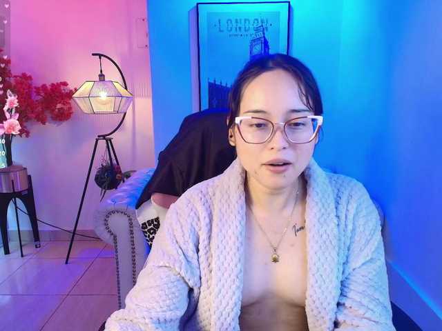 Shady-bug's BongaCams show and profile