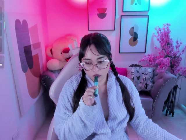 Shady-bug's BongaCams show and profile