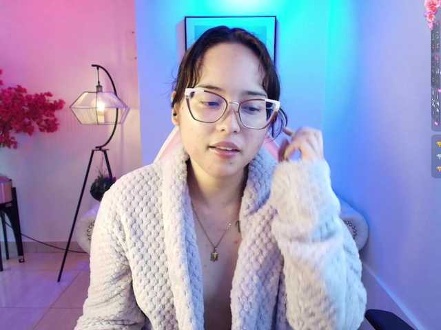 Shady-bug's BongaCams show and profile