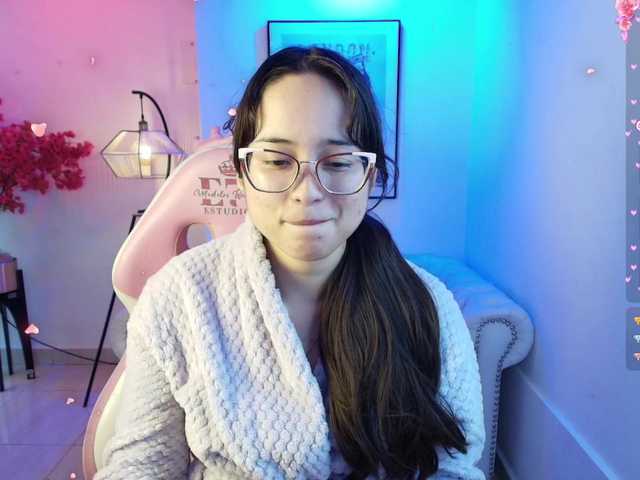 Shady-bug's BongaCams show and profile