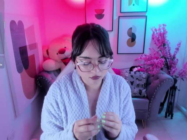 Shady-bug's BongaCams show and profile