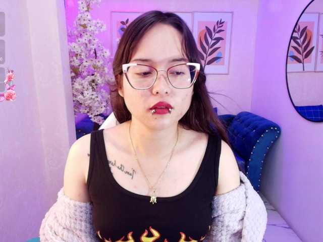 Shady-bug's BongaCams show and profile