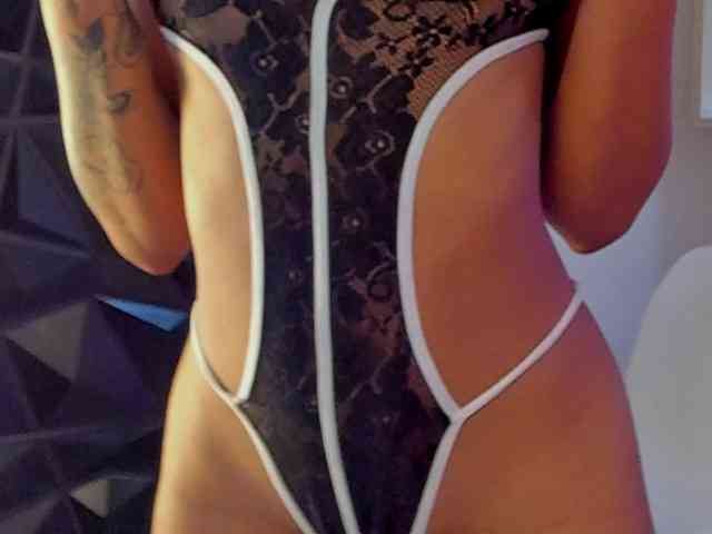 LovelyPeachss Live Webcam on BongaCams