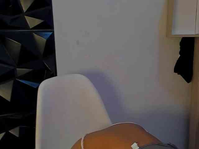 LovelyPeachss webcam