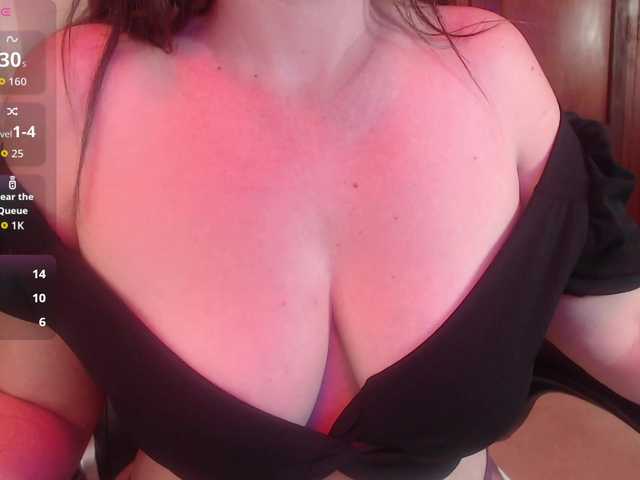 BiancaRoyalle's BongaCams show and profile