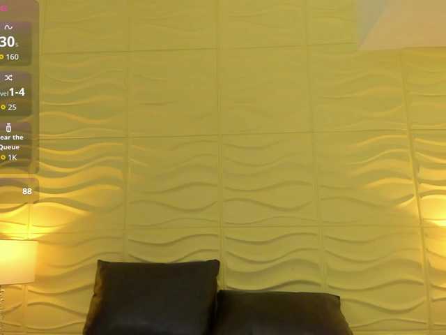 BiancaRoyalle's BongaCams show and profile