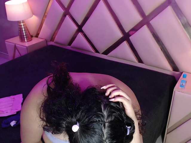 KeilynValencia's BongaCams show and profile