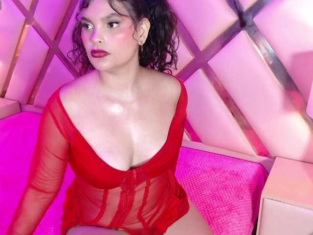 KeilynValencia's BongaCams show and profile