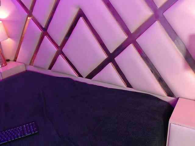 KeilynValencia Live Webcam on BongaCams