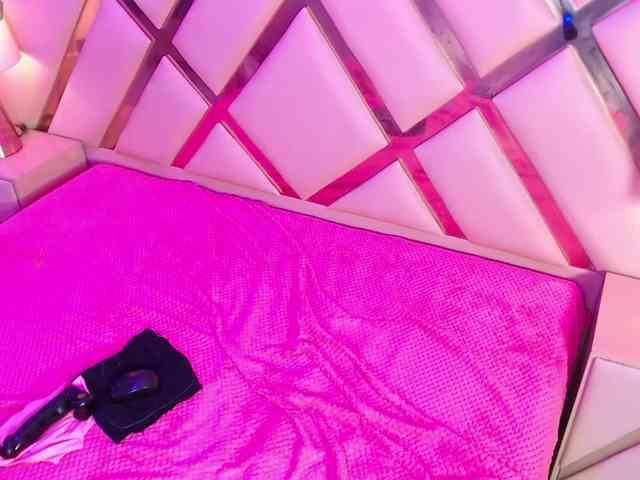 KeilynValencia Live Webcam on BongaCams