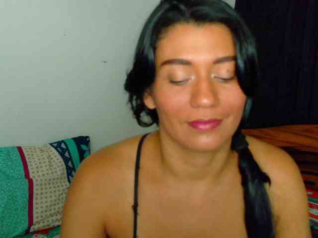 Greicylovehot1992 webcam