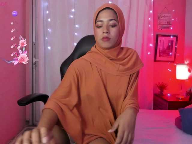 NadiaKarim's BongaCams show and profile