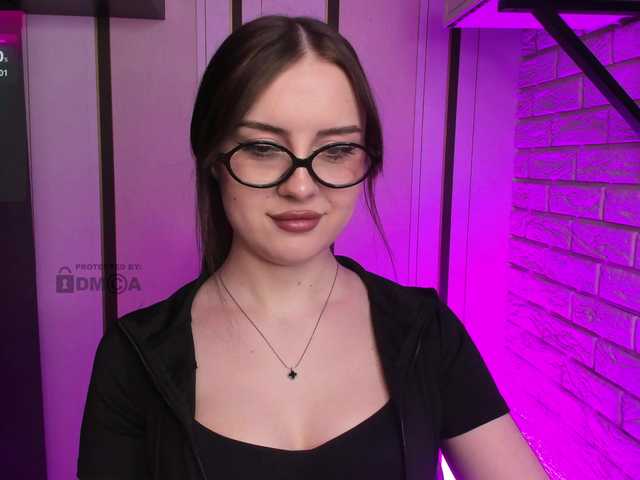 LunaMeow's BongaCams show and profile