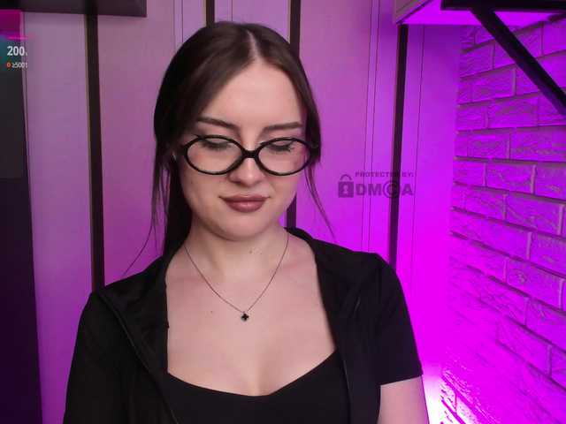 LunaMeow's BongaCams show and profile