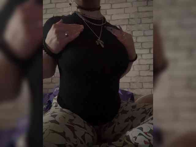 arlekinotwwit webcam