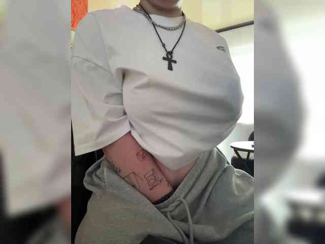 arlekinotwwit webcam