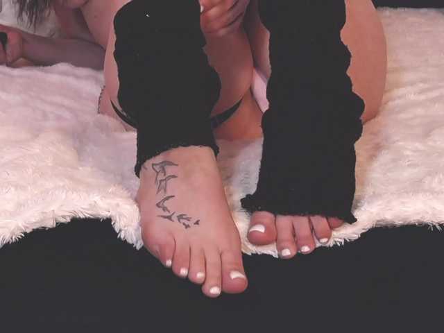 SellenaAlure's BongaCams show and profile