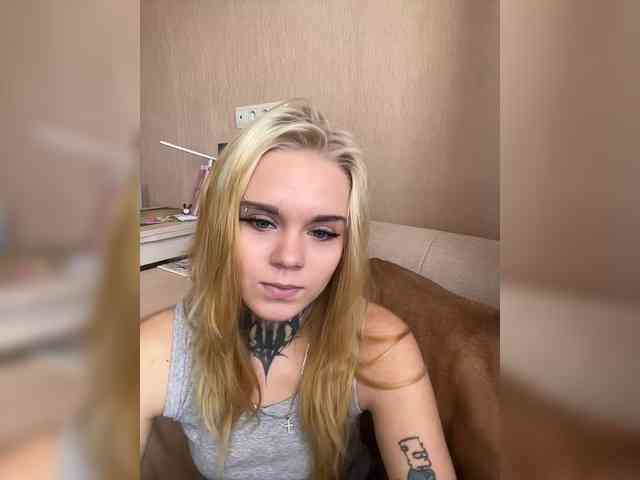 NataliSeifert webcam
