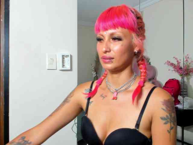 BarbieSimpson webcam