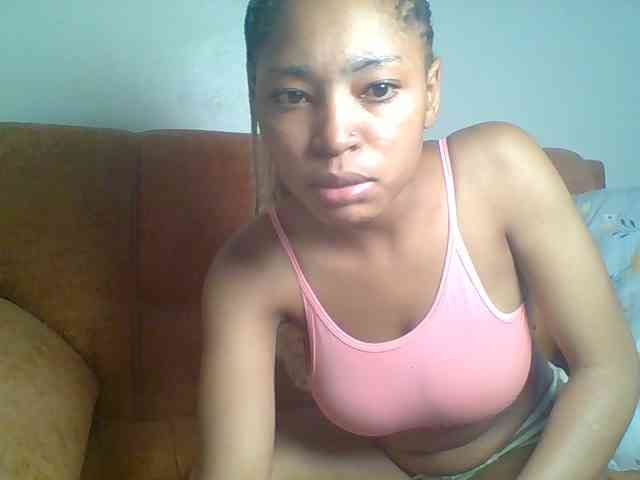 Hot-sexy-queen webcam