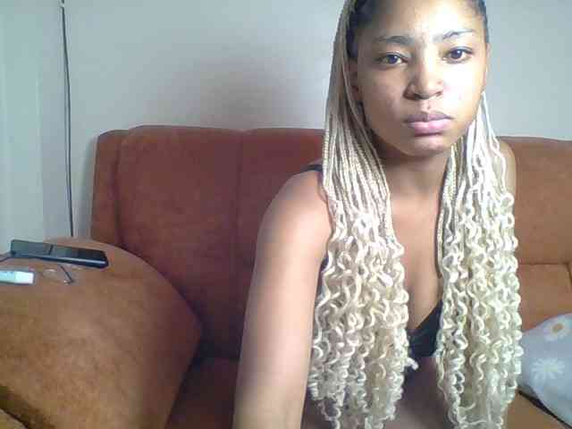 Hot-sexy-queen webcam