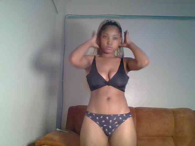 Hot-sexy-queen webcam