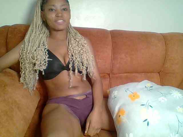 Hot-sexy-queen webcam