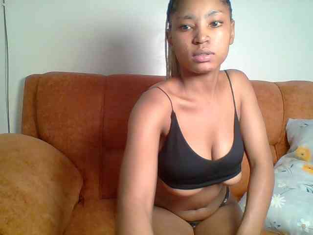 Hot-sexy-queen webcam