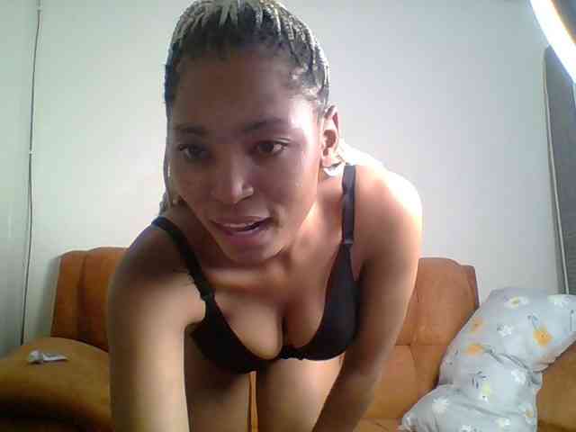 Hot-sexy-queen webcam