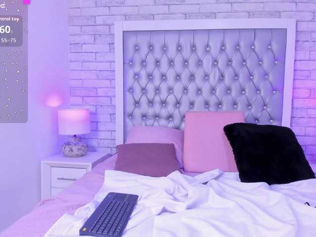 LiaStar's BongaCams show and profile