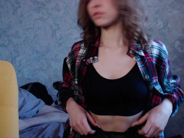 suenya's BongaCams show and profile