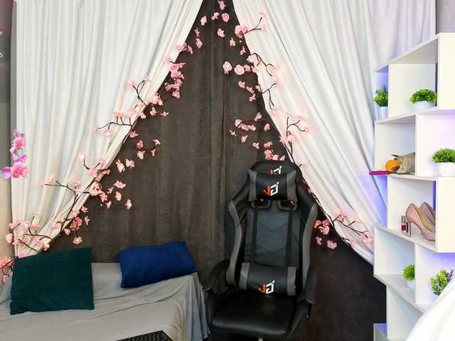 Virelith's BongaCams show and profile