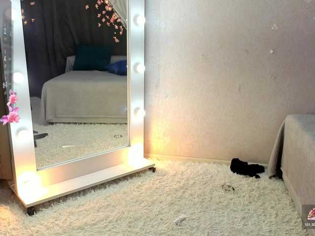 SugarNyaa's BongaCams show and profile