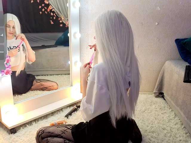 SugarNyaa's BongaCams show and profile