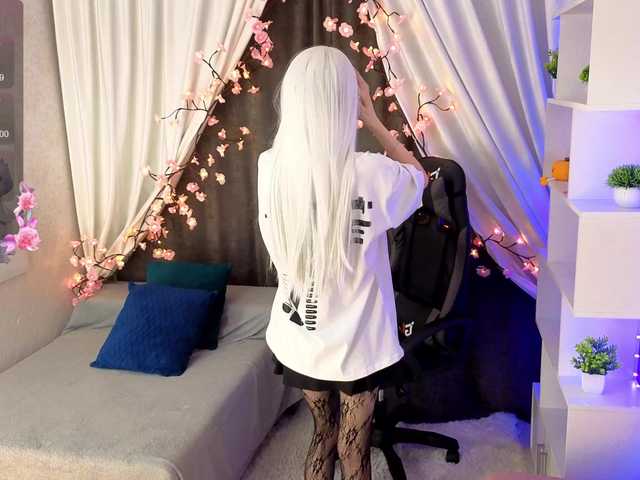 SugarNyaa's BongaCams show and profile