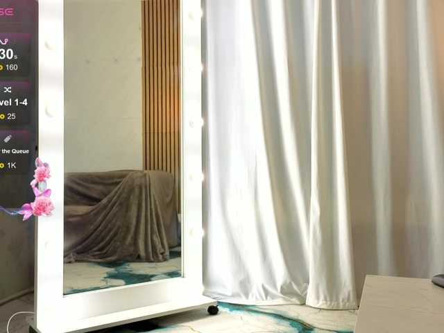 SugarNyaa's BongaCams show and profile