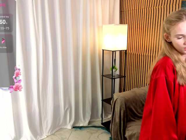 SugarNyaa's BongaCams show and profile