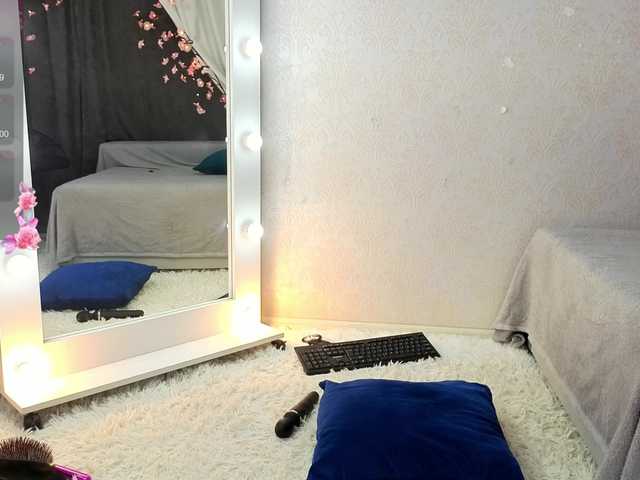 SugarNyaa's BongaCams show and profile